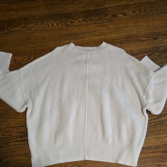 Aerie Women's Ribbed Ivory Oversized Sweater - Picture 6 of 8